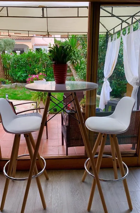 Brezza Di Mare Bed & Breakfast San Teodoro
